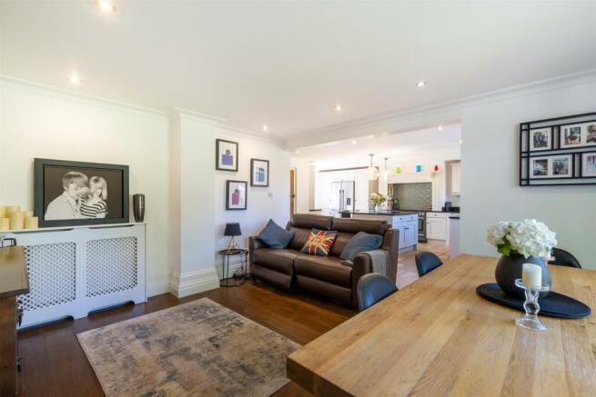 WrenburyCourt-14.jpg