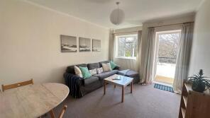 30, Rollo Court, Strasburg Road, London SW11 5HL