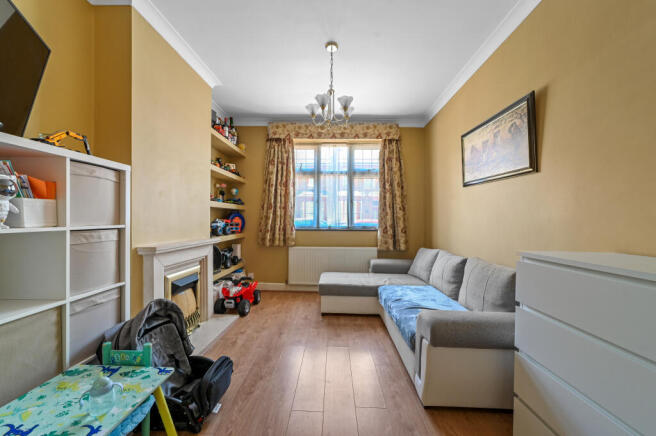 Photo 3