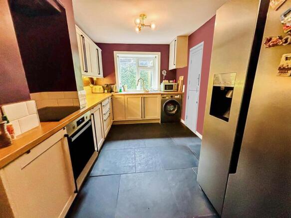 Fitted Kitchen: