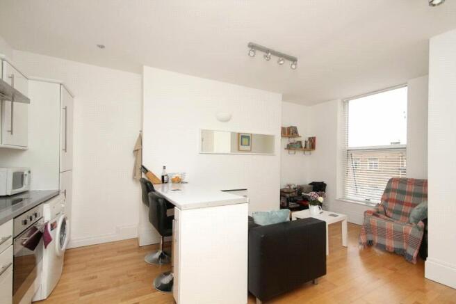 1 bed Flat for sale Image 5