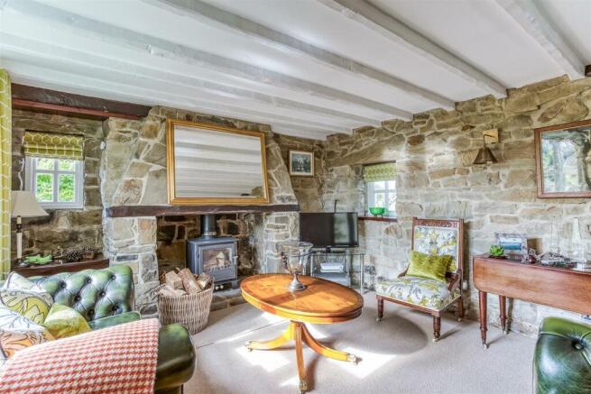 Charming Snug