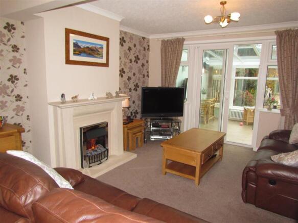 Great Sized Lounge