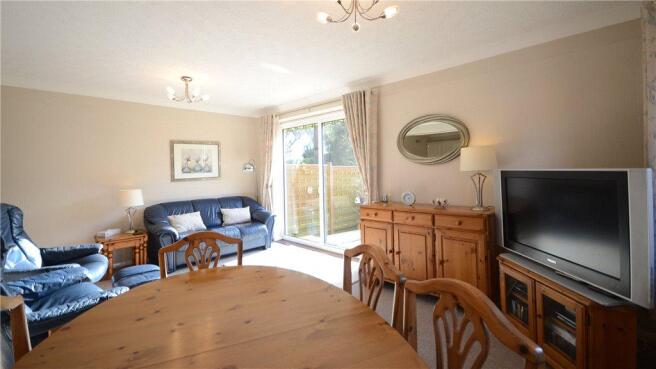 Family Room 03