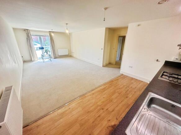 Lounge/Kitchen