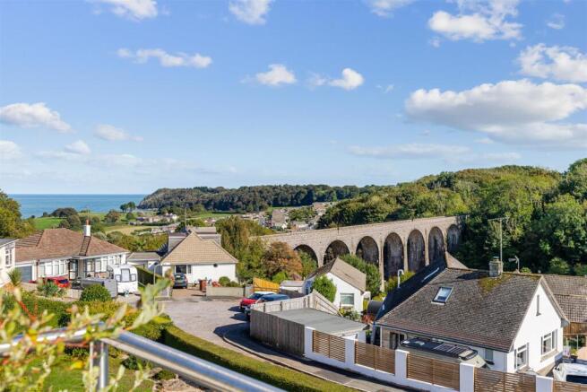 A15 - Broadsands, Flat 4 - 250922.jpg