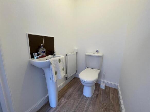 2 bed Terraced for sale Image 7