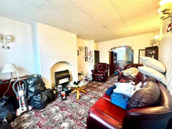 WhatsApp Image 2025-10-28 at 09.58.55.jpeg