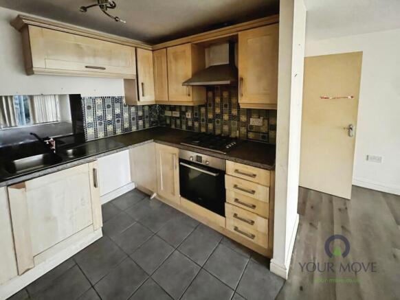 Evershed Way, Burton-on-Trent, Staffordshire, DE14 photo 4