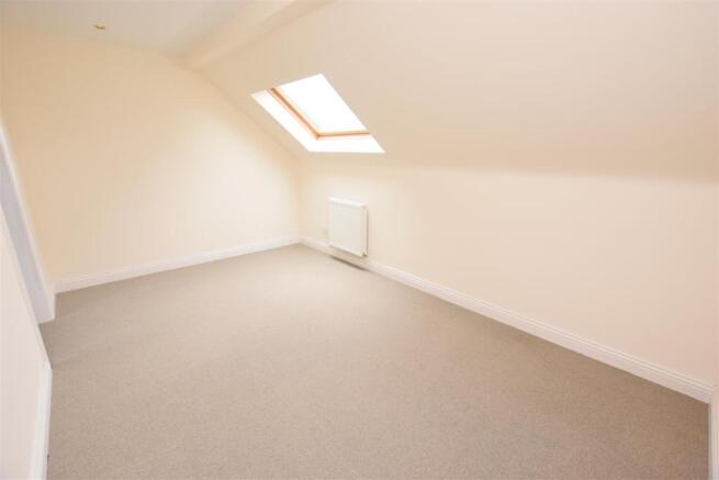 Large bedroom Velux rooflight.JPG