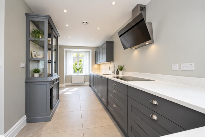 KITCHEN / BREAKFAST ROOM