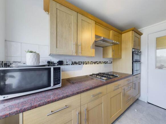 Kitchen (2)