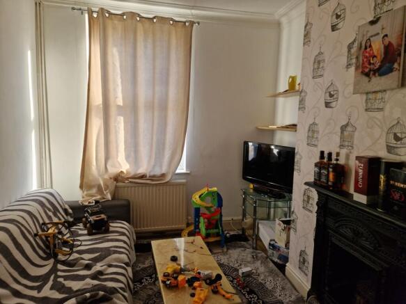 2 bed Terraced for sale Image 6