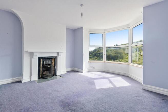 A11 - 23 Fairview Road Dartmouth, Top Flat - 24082