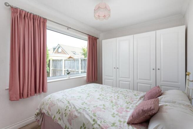 3 bed Detached Bungalow for sale Image 10