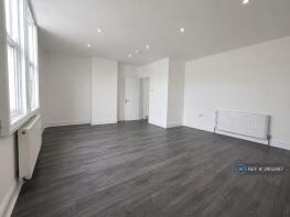 843a, High Road, North Finchley, London N12 8PT