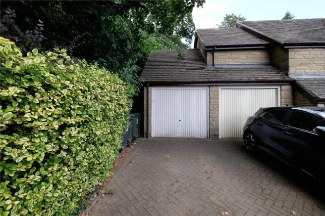 2 bed Terraced for sale Image 12