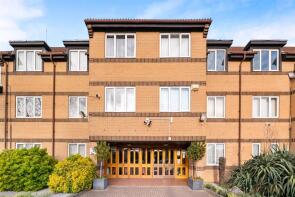 Flat 44, Limewood Court, Beehive Lane, Ilford IG4 5EL