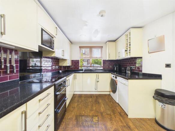 Crouch Street, Basildon, Essex, SS15 photo 4