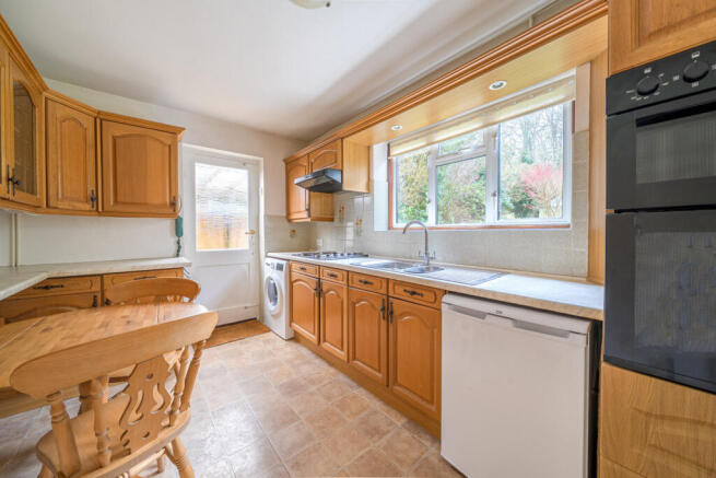 1422135-14-69a816...