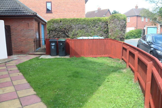 Photo 9