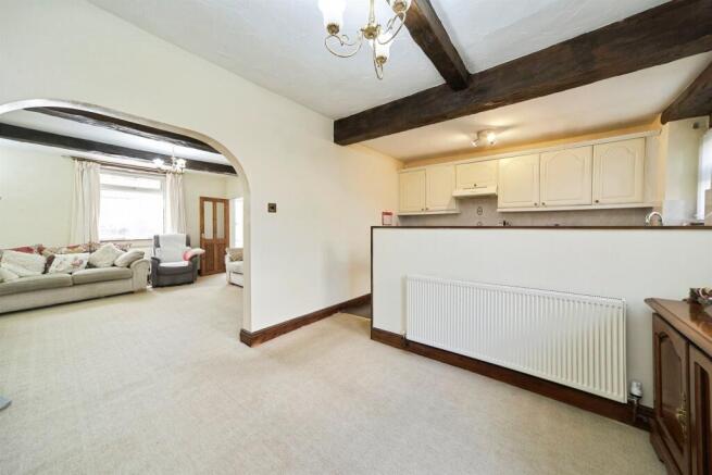 3 bed Terraced for sale Image 4