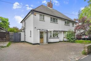 27, Farndale Avenue, London N13 5AH