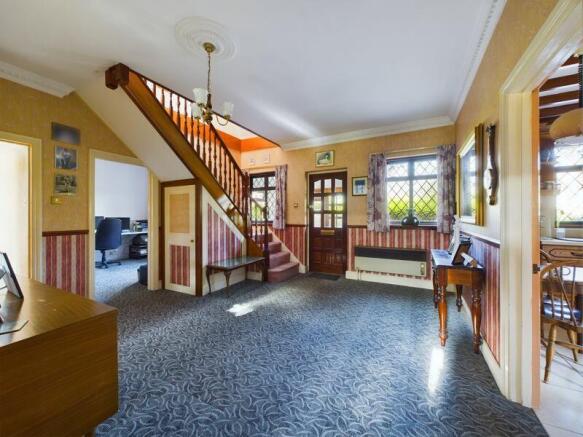 RECEPTION HALLWAY