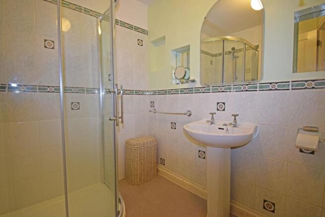 58 Churchfields Close, shower room.jpg