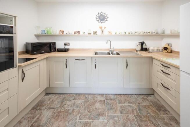 Kitchen.jpg