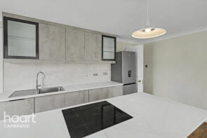 Flat 8, Adam And Eve Court, Adam And Eve Street, Cambridge CB1 1DX