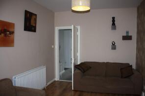 Flat 2/1, 2033, Dumbarton Road, Glasgow G14 0HY