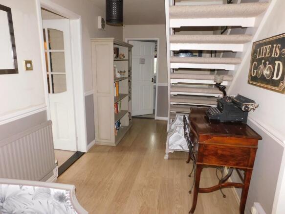 Photo 11