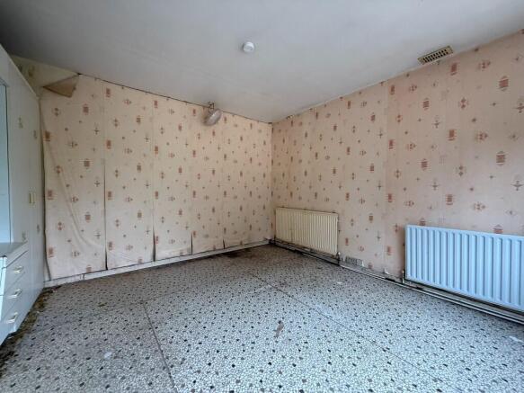 417 Williamthorpe Road, S42 5NT photo 4