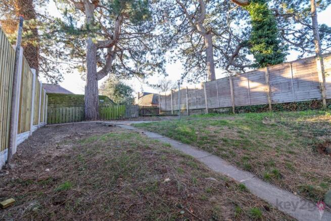 2 bed Town House to rent Image 12