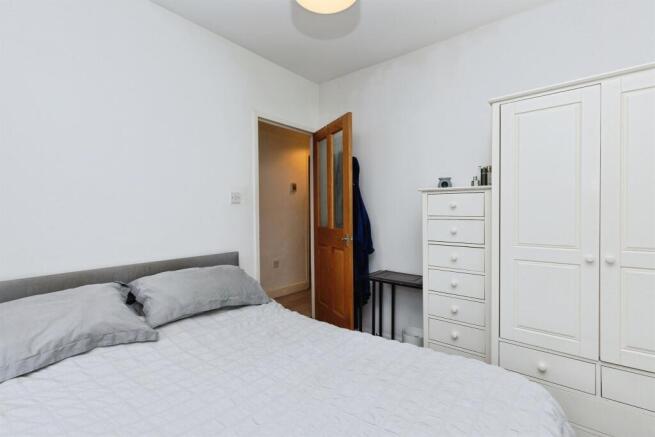 2 bed Semi-Detached for sale Image 10
