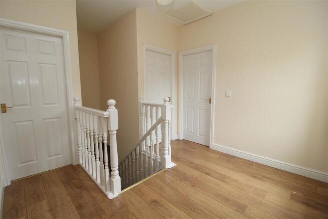 FIRST FLOOR LANDING