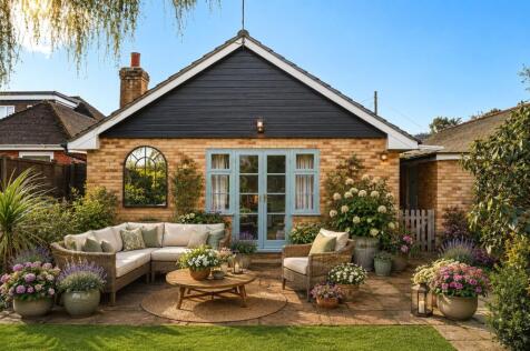 Kiln Lane, Winkfield, Windsor, Berkshire, SL4