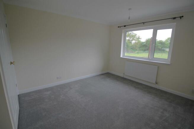 Bedroom 4.JPG