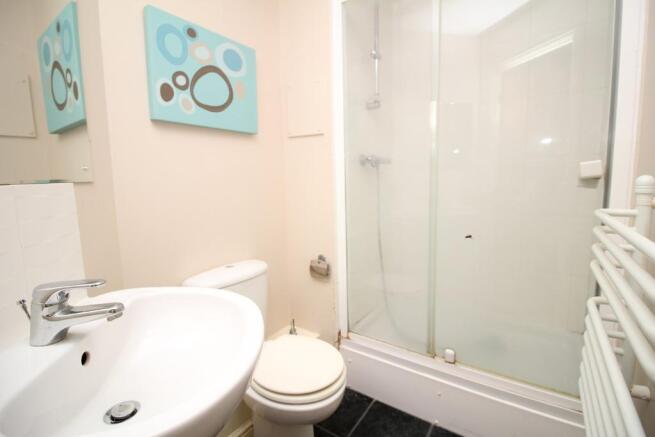 Master En-suite
