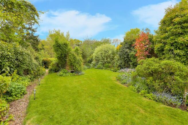 GARDEN.jpg