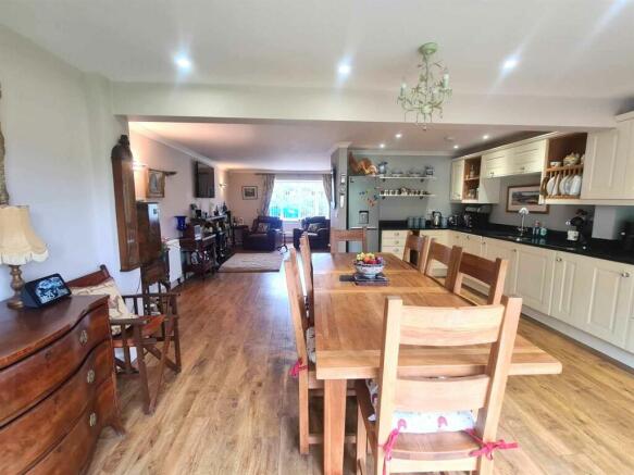 Open Plan Sitting/Dining/Kitchen Area
