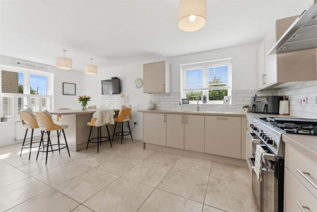 HuntsFieldDrive_14.jpg