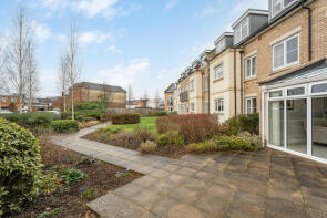 Flat 12, Linden Lodge, Linden Road, Bicester OX26 6GE