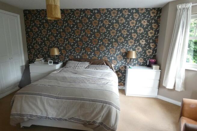 MAIN BEDROOM