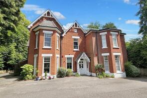 Flat 5, St Cuthburgas, Cranfield Avenue, Wimborne BH21 1TH