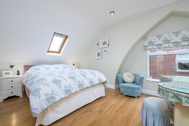 2ND FLOOR BEDROOM