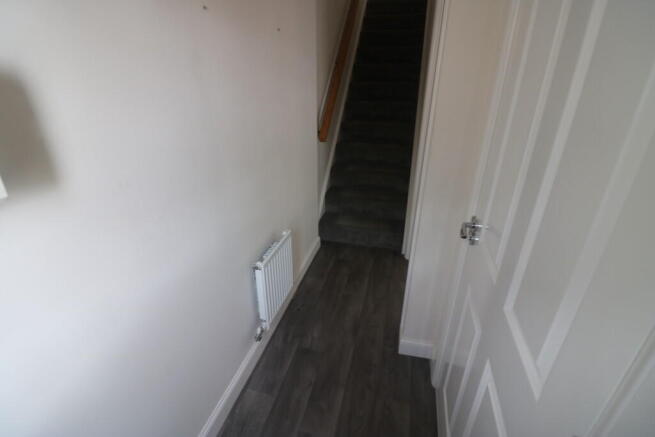 3 bed Semi-Detached to rent Image 9