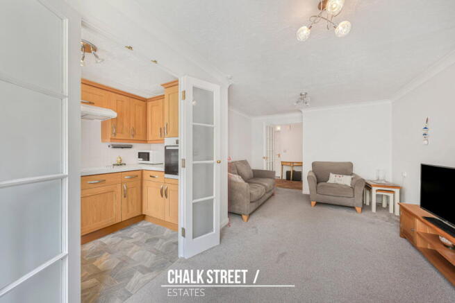 Draper Court, Mavis Grove, Hornchurch, RM12 photo 4