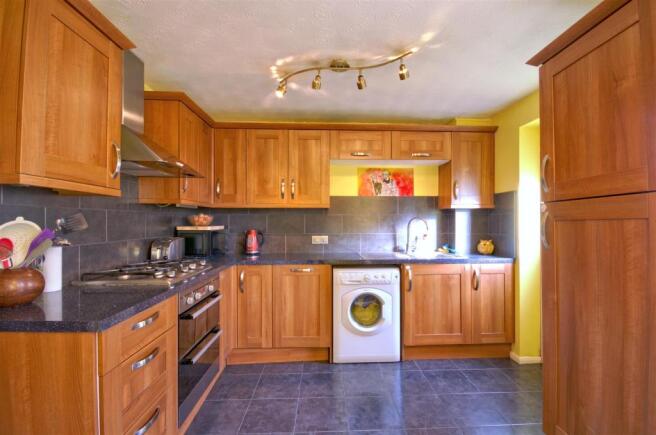 Kitchen .jpg